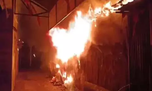 हटरी बाजार में आगजनी, करोड़ों का नुकसान