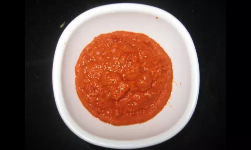 लाल Chutney बनाने की ये है आसान विधि लाल Chutney बनाने की ये है आसान विधि