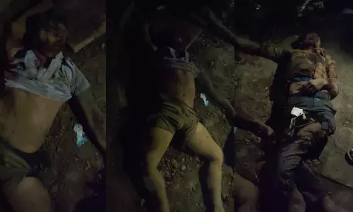 युवकों को कुचलकर कार चालक फरार, दरबा-बिरेझर के पास दो की मौत युवकों को कुचलकर कार चालक फरार, दरबा-बिरेझर के पास दो की मौत