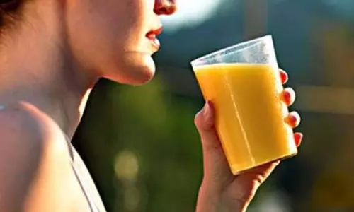 Lifestyle : इन चीजों से दूर करें डिहाइड्रेशन और हाई कोलेस्ट्रॉल