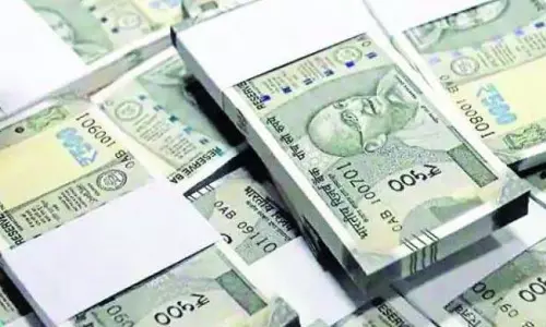 शुरुआती कारोबार में रुपया अमेरिकी डॉलर के मुकाबले 25 पैसे बढ़कर 86.80 पर पहुंचा