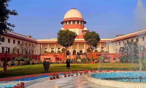 सुप्रीम कोर्ट ने RG कर बलात्कार और हत्या पीड़िता के माता-पिता को Calcutta HC जाने की अनुमति दी