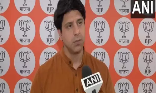 शहजाद पूनावाला ने वक्फ संशोधन विधेयक 2024 के खिलाफ विरोध प्रदर्शन करने के लिए AIMPLB की आलोचना की शहजाद पूनावाला ने वक्फ संशोधन विधेयक 2024 के खिलाफ विरोध प्रदर्शन करने के लिए AIMPLB की आलोचना की