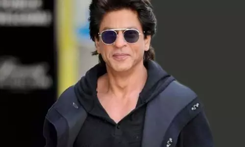 Bollywood : शाहरुख खान बनेंगे एंटी हीरो Bollywood : शाहरुख खान बनेंगे एंटी हीरो