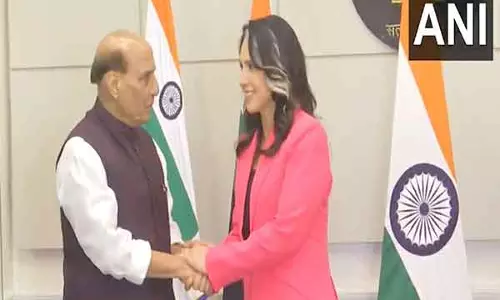 रक्षा मंत्री और अमेरिकी खुफिया प्रमुख तुलसी गबार्ड ने Delhi में वार्ता की