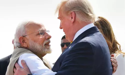 PM Modi Podcast: पीएम मोदी ने ट्रंप की दोस्ती को सराहा PM Modi Podcast: पीएम मोदी ने ट्रंप की दोस्ती को सराहा