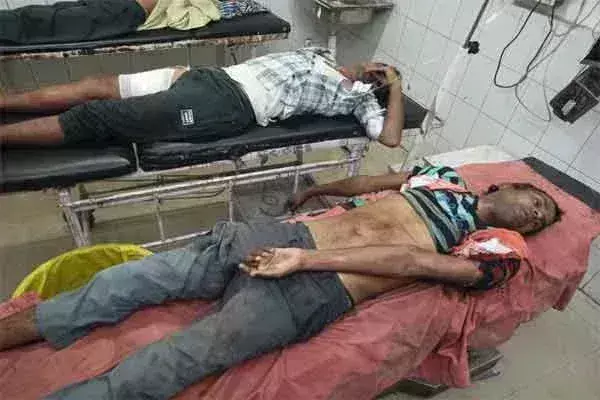 Dhanbad:  ट्रेलर और पानी टैंकर में भीषण टक्कर, एक की मौत दो घायल