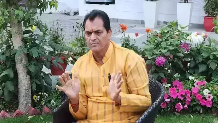 Dehradun: प्रेमचंद अग्रवाल विवादित बयान के बाद डैमेज कंट्रोल नहीं कर पाए