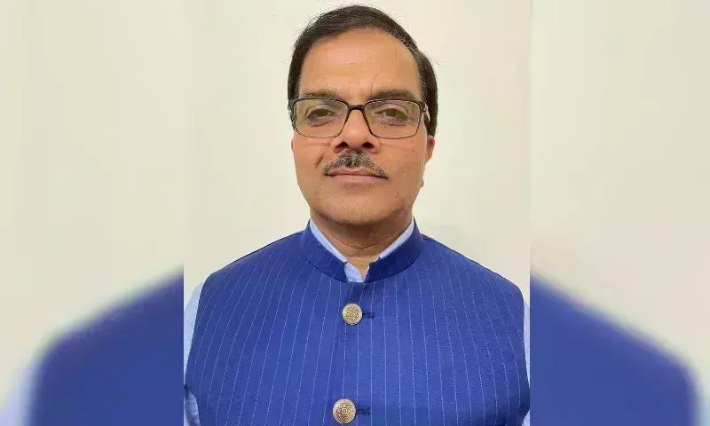 Meghalay: एनईएचयू कुलपति ने सामान्य स्थिति के लिए गैर-शिक्षण कर्मचारियों से सहयोग मांगा Meghalay: एनईएचयू कुलपति ने सामान्य स्थिति के लिए गैर-शिक्षण कर्मचारियों से सहयोग मांगा