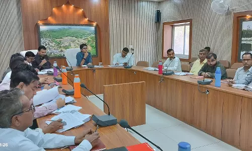 Bundi: आवश्यक सेवाओं संबंधी साप्ताहिक समीक्षा बैठक हुई सम्पन्न Bundi: आवश्यक सेवाओं संबंधी साप्ताहिक समीक्षा बैठक हुई सम्पन्न