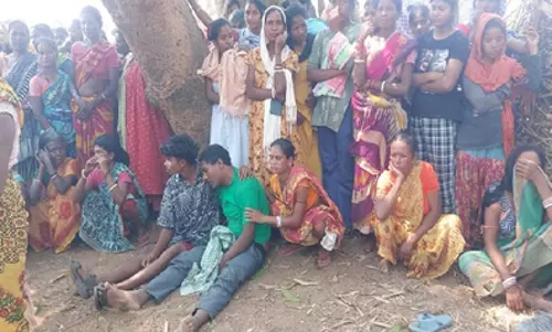 Chaibasa में भीषण आग में चार बच्चों की मौत Chaibasa में भीषण आग में चार बच्चों की मौत