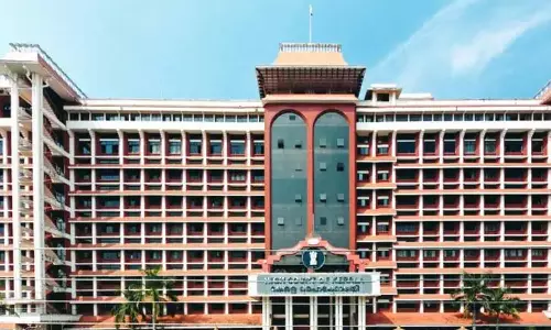 Kerala वक्फ विवाद: मुनंबम भूमि आयोग की नियुक्ति को हाईकोर्ट ने किया खारिज