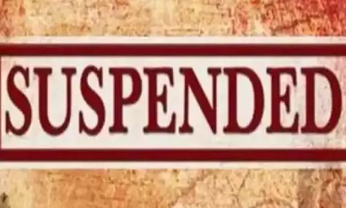 तहसीलदार सस्पेंड, किसान द्वारा सुसाइड की कोशिश मामले में एक्शन तहसीलदार सस्पेंड, किसान द्वारा सुसाइड की कोशिश मामले में एक्शन