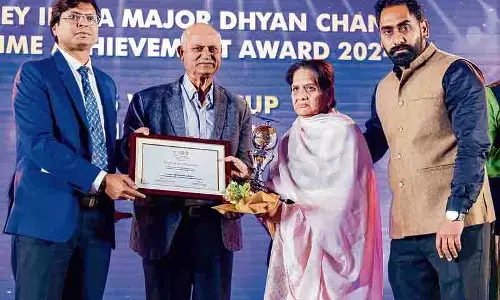 Jalandhar: पूर्व ओलंपियनों के परिजनों को 1975 की हॉकी जीत