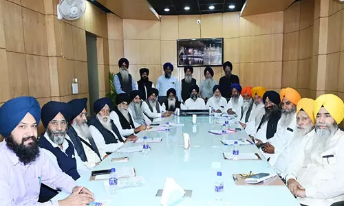 SGPC की कार्यकारी समिति ने एडवोकेट हरजिंदर धामी का इस्तीफा खारिज किया SGPC की कार्यकारी समिति ने एडवोकेट हरजिंदर धामी का इस्तीफा खारिज किया