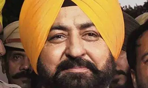 Mundian ने अनाधिकृत कॉलोनियों के खिलाफ सख्त कार्रवाई के आदेश दिए