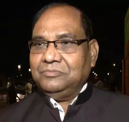 मौलाना महमूद मदनी के कुर्बानी की जरूरत वाले बयान पर भाजपा सांसद बृजलाल भड़के मौलाना महमूद मदनी के कुर्बानी की जरूरत वाले बयान पर भाजपा सांसद बृजलाल भड़के