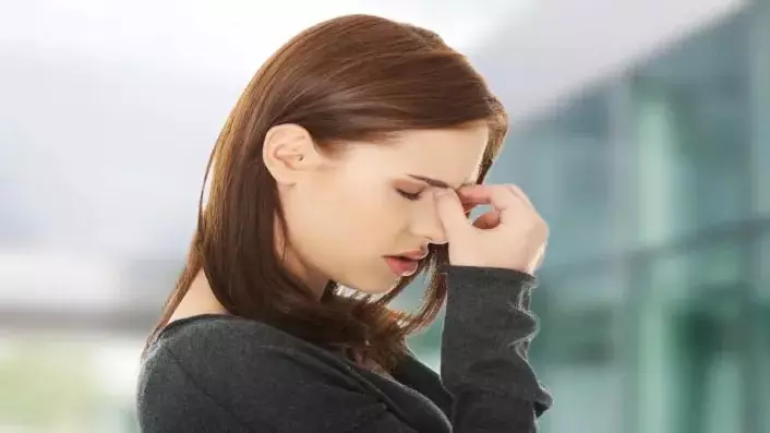 Symptoms and Signs of Stress: तनाव होने पर शरीर देता है ये 7 संकेत, पहचानें और इन पर करें काम Symptoms and Signs of Stress: तनाव होने पर शरीर देता है ये 7 संकेत, पहचानें और इन पर करें काम
