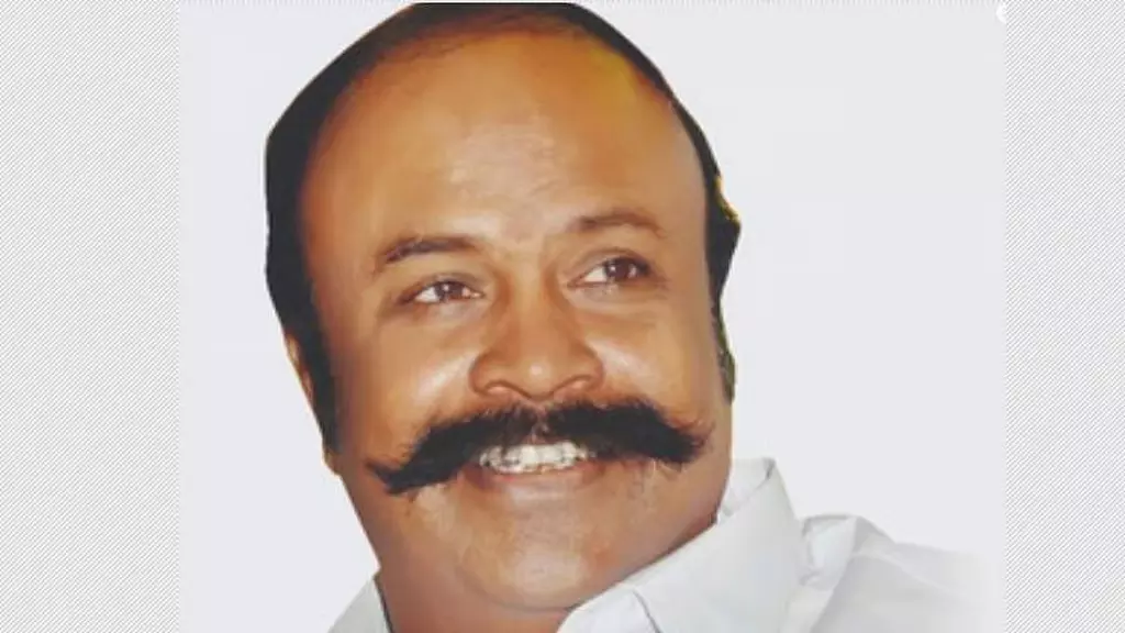 Tamil Nadu : मंत्री सिवासन, पेरियाकरुप्पन के खिलाफ चुनाव उल्लंघन के मामले वापस लिए गए Tamil Nadu : मंत्री सिवासन, पेरियाकरुप्पन के खिलाफ चुनाव उल्लंघन के मामले वापस लिए गए