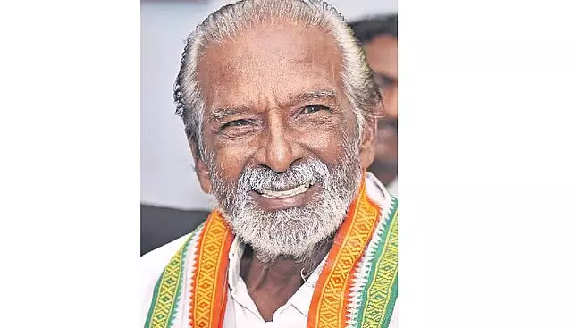 Tamil Nadu: कुमारी अनंतन चिकित्सकीय निगरानी में Tamil Nadu: कुमारी अनंतन चिकित्सकीय निगरानी में