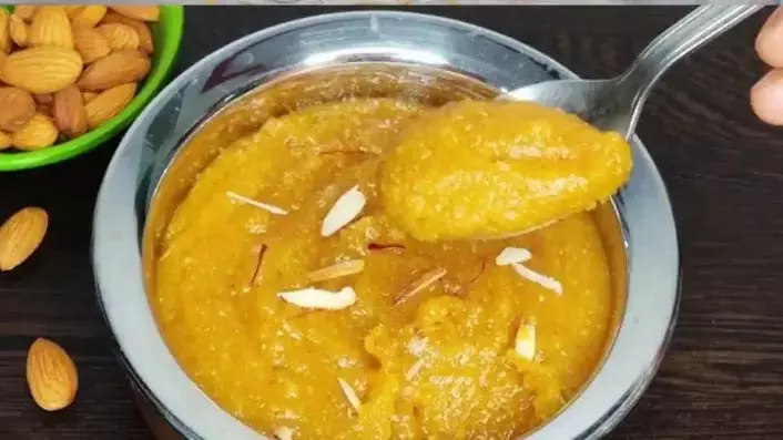 Almond Halwa Recipe: नवरात्रि में बनाएं बादाम हलवा, रहेंगे स्वस्थ और फिट Almond Halwa Recipe: नवरात्रि में बनाएं बादाम हलवा, रहेंगे स्वस्थ और फिट