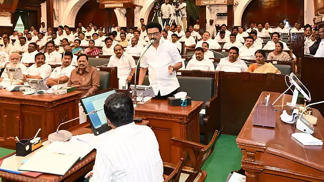 प्रतिनिधि सभा के अध्यक्ष के खिलाफ प्रस्ताव असफल: विपक्ष-154; समर्थन-63 प्रतिनिधि सभा के अध्यक्ष के खिलाफ प्रस्ताव असफल: विपक्ष-154; समर्थन-63