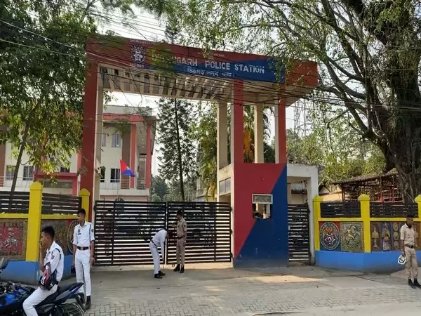 Punjab Police को अजनाला पुलिस स्टेशन पर हमले के दो आरोपियों की ट्रांजिट रिमांड मिली Punjab Police को अजनाला पुलिस स्टेशन पर हमले के दो आरोपियों की ट्रांजिट रिमांड मिली