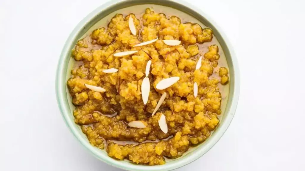 Chhuhara Halwa Recipe: एनीमिया को दूर कर सकता है मीठा खजूर का हलवा, आजमाएं ये रेसिपी Chhuhara Halwa Recipe: एनीमिया को दूर कर सकता है मीठा खजूर का हलवा, आजमाएं ये रेसिपी