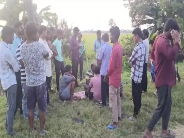 Konaseema में पिता ने कथित तौर पर बेटी को नहर में धकेलकर मार डाला Konaseema में पिता ने कथित तौर पर बेटी को नहर में धकेलकर मार डाला