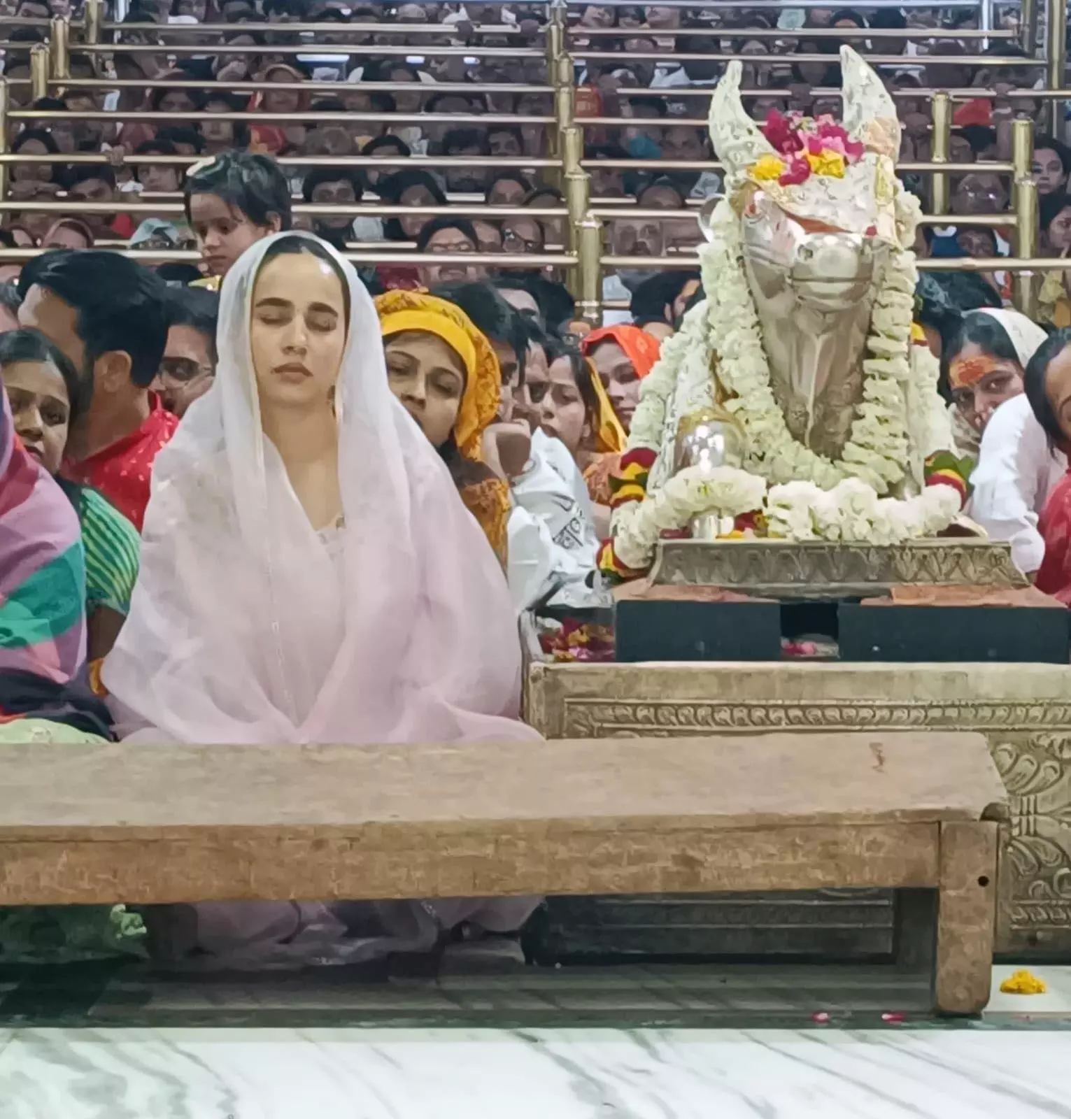 Ujjain: सुनंदा शर्मा ने बाबा महाकाल से लिया आशीर्वाद Ujjain: सुनंदा शर्मा ने बाबा महाकाल से लिया आशीर्वाद