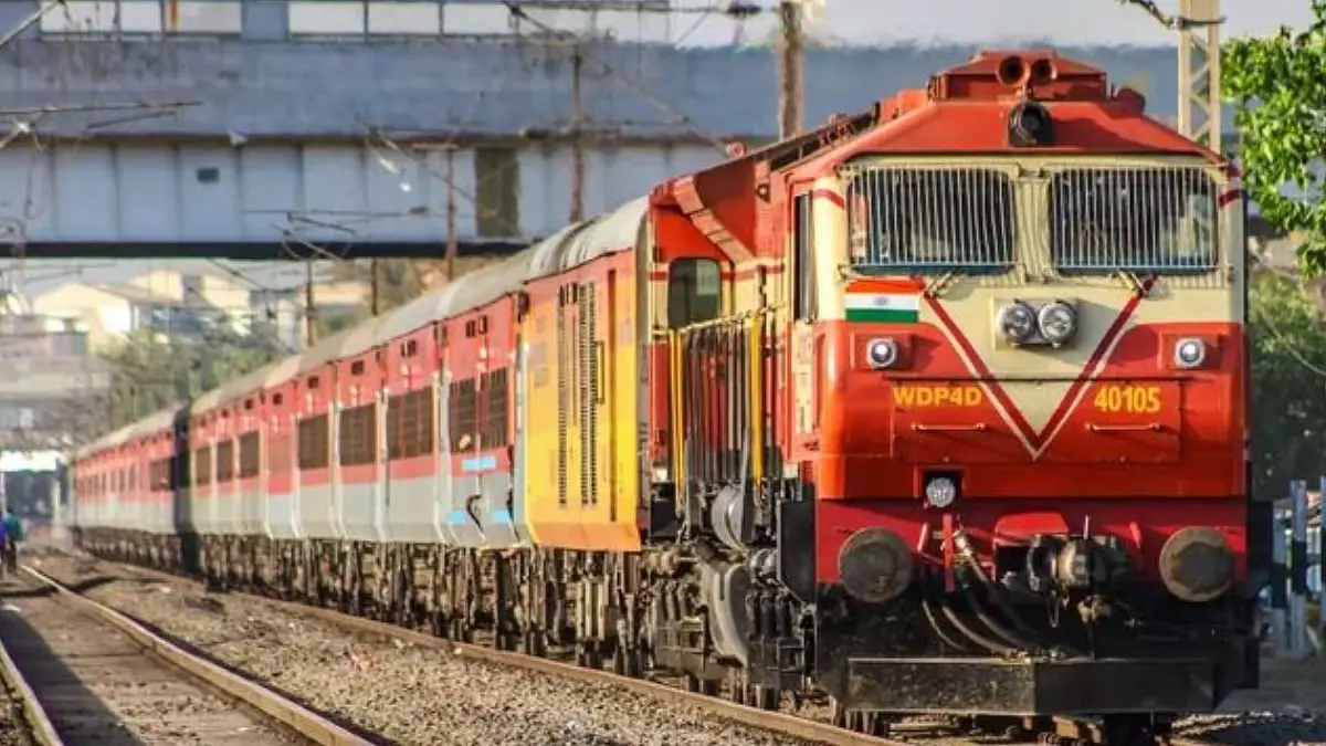 Maharashtra: मध्य रेलवे मार्च में CSMT से रीवा तक 4 विशेष ट्रेनें चलाएगा Maharashtra: मध्य रेलवे मार्च में CSMT से रीवा तक 4 विशेष ट्रेनें चलाएगा