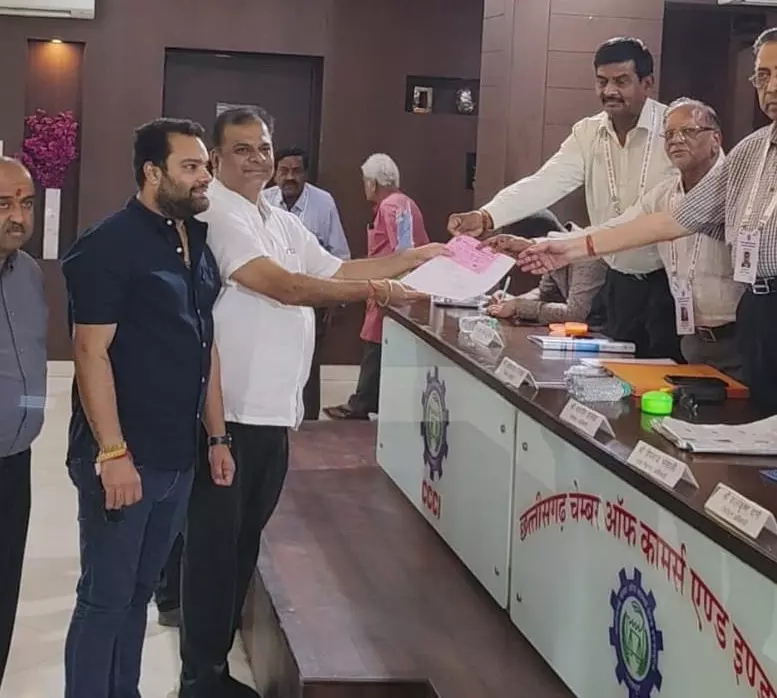 छत्तीसगढ़ चैंबर अध्यक्ष पद के लिए ललित जैसिंघ ने फार्म खरीदा छत्तीसगढ़ चैंबर अध्यक्ष पद के लिए ललित जैसिंघ ने फार्म खरीदा