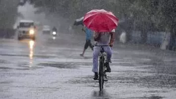 Kerala में अगले पांच दिनों तक भारी बारिश की संभावना, अलर्ट जारी Kerala में अगले पांच दिनों तक भारी बारिश की संभावना, अलर्ट जारी