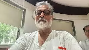 Kerala : तुषार गांधी ने सीएम पिनाराई से उनके खिलाफ प्रदर्शन Kerala : तुषार गांधी ने सीएम पिनाराई से उनके खिलाफ प्रदर्शन