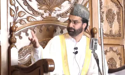 Srinagar मीरवाइज उमर फारूक ने दिया उपदेश