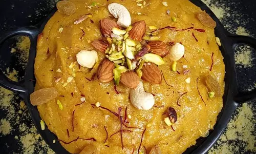 Corn Flour Pudding: स्वाद और सेहत का बेहतरीन कॉम्बिनेशन है ये मिठाई Corn Flour Pudding: स्वाद और सेहत का बेहतरीन कॉम्बिनेशन है ये मिठाई