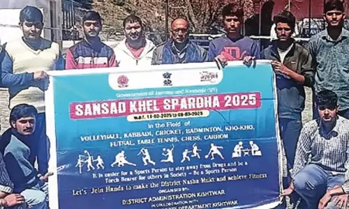 GHSS फिलर-ठाकराई में वॉलीबॉल टूर्नामेंट में युवाओं का जलवा