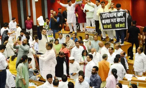 Delhi:  आप और भाजपा पार्षदों के बीच एमसीडी सदन की बैठक स्थगित