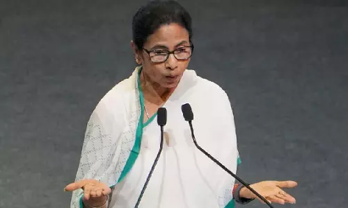 Mamata Banerjee : 27 मार्च को लंदन दौरे पर ममता बनर्जी Mamata Banerjee : 27 मार्च को लंदन दौरे पर ममता बनर्जी