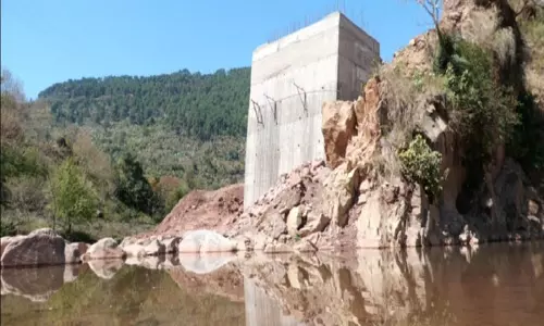 Udhampur: चैपल नाला पुल के धीमे निर्माण से रामनगर के लोगों को हो रही परेशानी