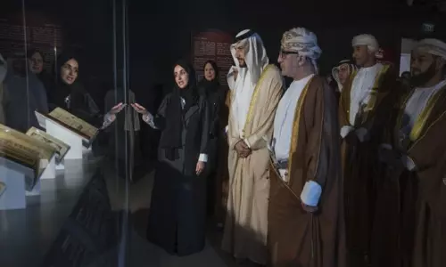 Sharjah के उप शासक ने ओमान में इस्लामी कला प्रदर्शनी का उद्घाटन किया