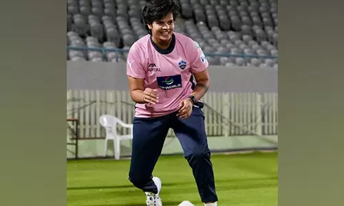 शेफाली वर्मा ने महिला अंडर 23 ट्रॉफी के दौरान हैट्रिक हासिल की शेफाली वर्मा ने महिला अंडर 23 ट्रॉफी के दौरान हैट्रिक हासिल की