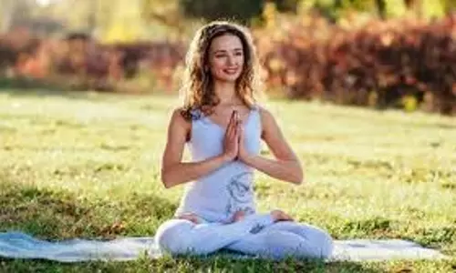 Health: डायबिटीज के मरीज खाना खाने के बाद कौन से योगासन कर सकते हैं