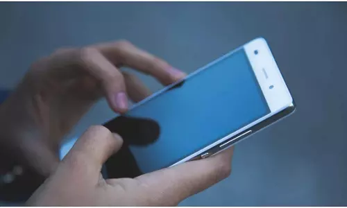 Cell Phone : क्या आपने कभी सोचा है कि कौन सा पार्ट है सबसे महंगा? Cell Phone : क्या आपने कभी सोचा है कि कौन सा पार्ट है सबसे महंगा?