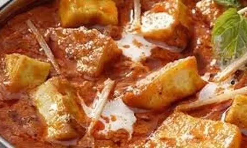 Dum Paneer Kali Mirch Recipe: संडे ब्रंच पर परिवार को खिलाएं स्वादिष्ट और अनोखी दम पनीर काली मिर्च, जानें रेसिपी Dum Paneer Kali Mirch Recipe: संडे ब्रंच पर परिवार को खिलाएं स्वादिष्ट और अनोखी दम पनीर काली मिर्च, जानें रेसिपी