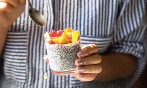 Lifestyle : सेहत के लिए खान-पान में एक छोटा बदलाव, बड़े फायदे Lifestyle : सेहत के लिए खान-पान में एक छोटा बदलाव, बड़े फायदे