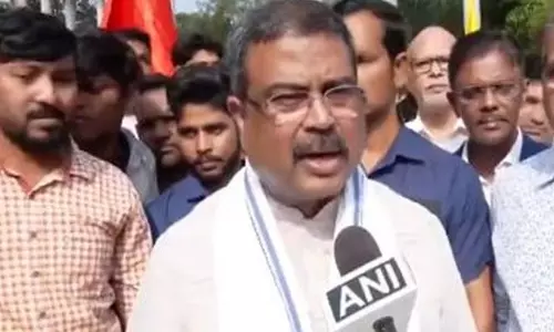 Bihar: केंद्रीय शिक्षा मंत्री धर्मेंद्र प्रधान ने 11वीं की छात्रा का डॉक्टर बनने का सपना किया पूरा