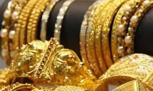 Tamil Nadu: दूल्हे की तलाश का नाटक करते 8 पाउंड सोने के गहने चुराने के आरोप में 4 महिलाएं गिरफ्तार