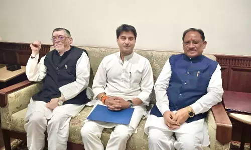केंद्रीय मंत्री ज्योतिरादित्य सिंधिया से मिले CM विष्णुदेव साय केंद्रीय मंत्री ज्योतिरादित्य सिंधिया से मिले CM विष्णुदेव साय