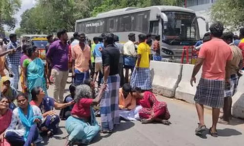 Tamil Nadu : जल्लीकट्टू में मारे गए बुलफाइटर का शव लेने से इनकार करने पर विरोध प्रदर्शन